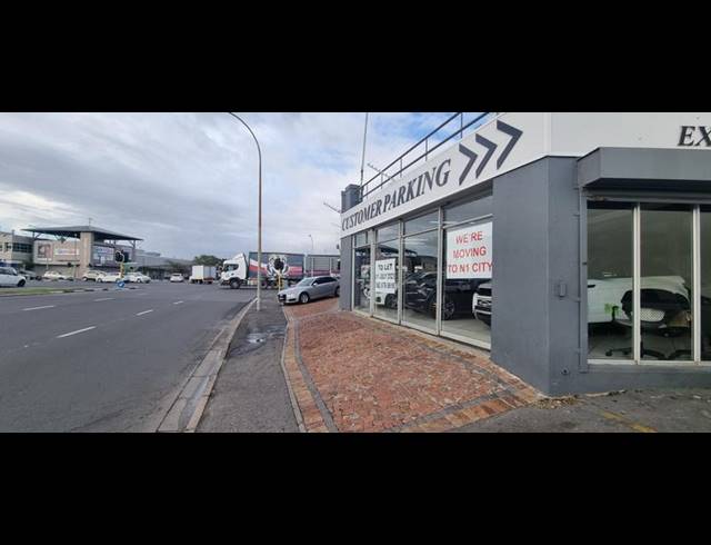 BUSINESS FOR SALE IN GOODWOOD CENTRAL